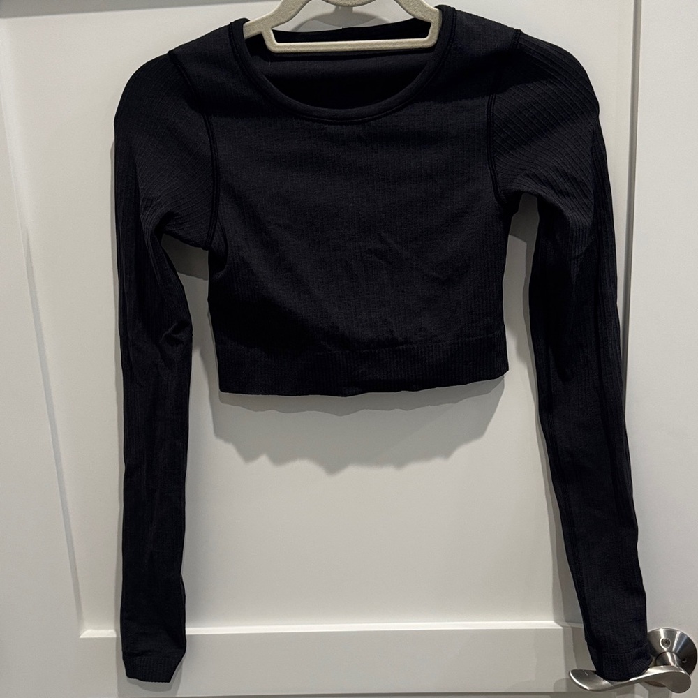lululemon athletica Black Long Sleeve Ebb to Street top
